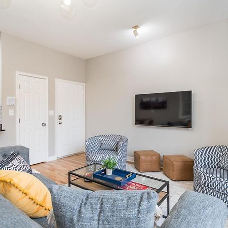 Vibrant And Modern 2-Bedroom Home Near Downtown Chicago Eksteriør billede