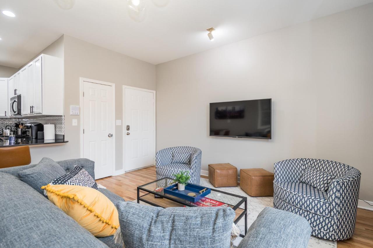 Vibrant And Modern 2-Bedroom Home Near Downtown Chicago Eksteriør billede