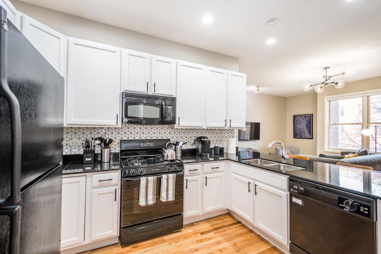Vibrant And Modern 2-Bedroom Home Near Downtown Chicago Eksteriør billede