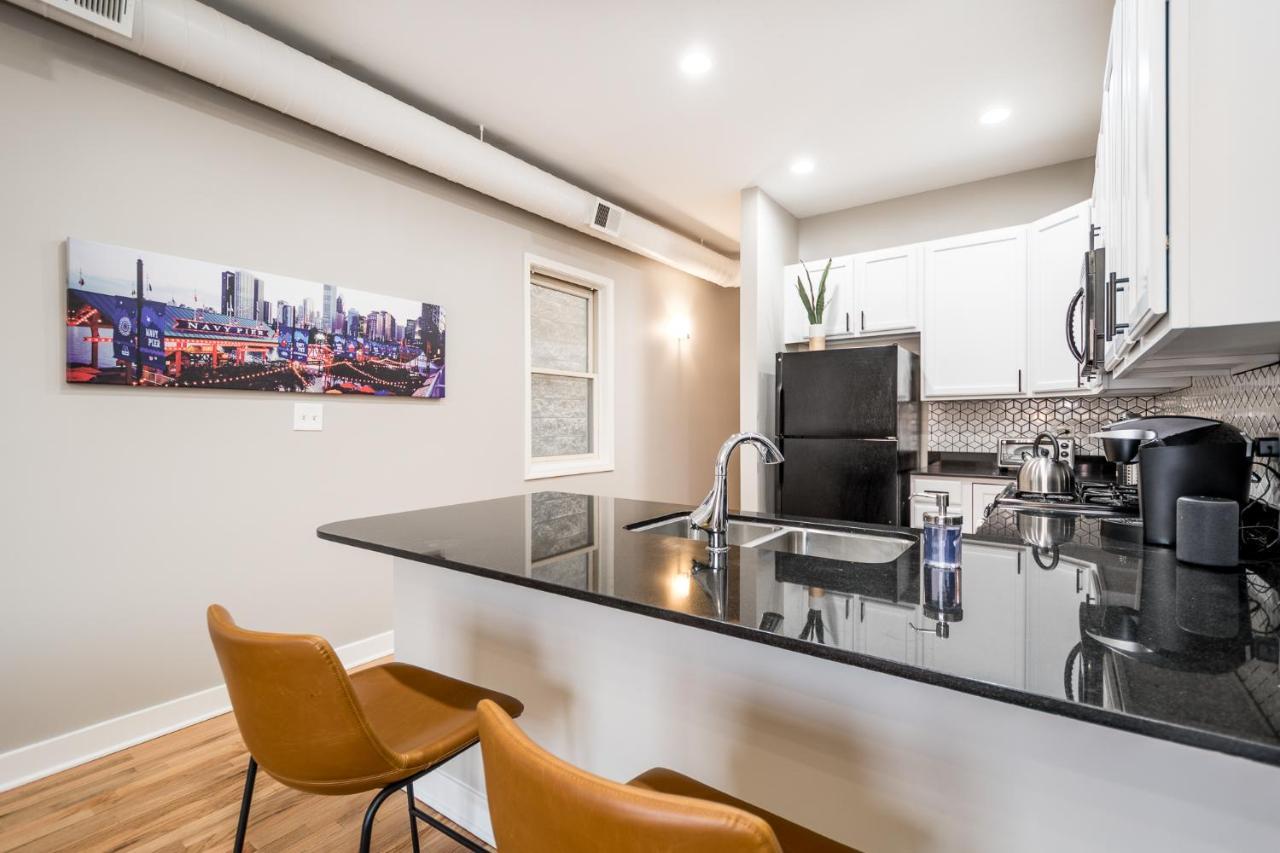 Vibrant And Modern 2-Bedroom Home Near Downtown Chicago Eksteriør billede