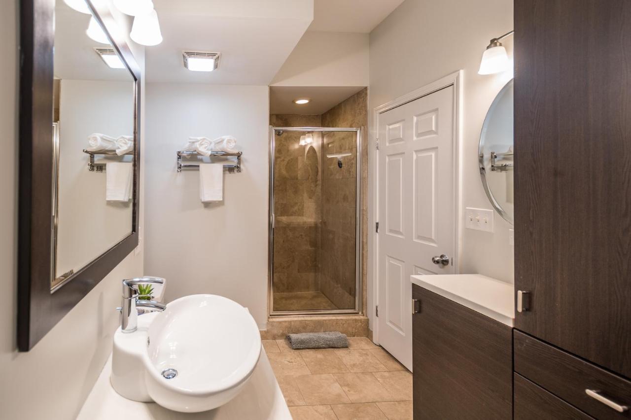 Vibrant And Modern 2-Bedroom Home Near Downtown Chicago Eksteriør billede