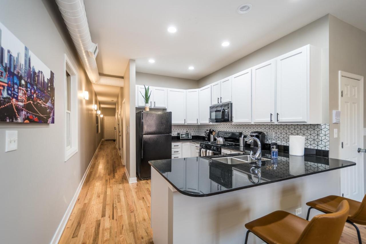 Vibrant And Modern 2-Bedroom Home Near Downtown Chicago Eksteriør billede